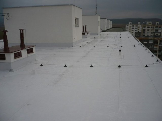Hydroizolácie plochých striech - ploché strechy Bánovce nad Bebravou